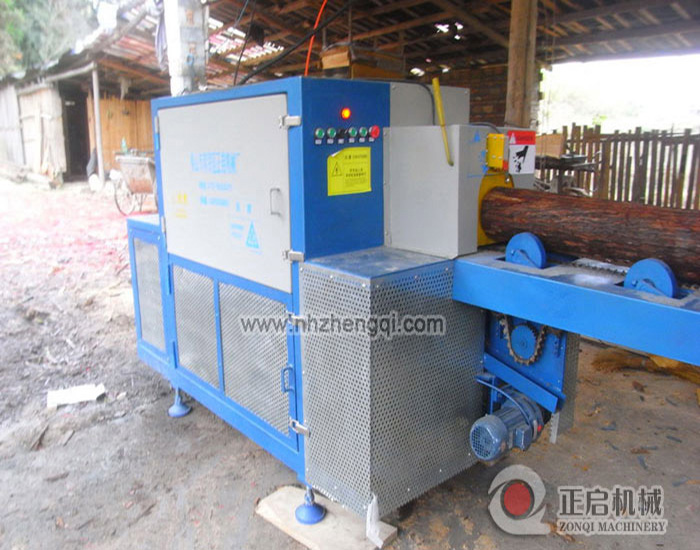 廣西河池加工現(xiàn)場(chǎng)圓木多片鋸20機(jī)